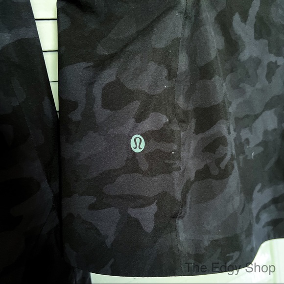lululemon athletica | Break a Trail Jacket Incognito Camo Multi Grey - Picture 4 of 8